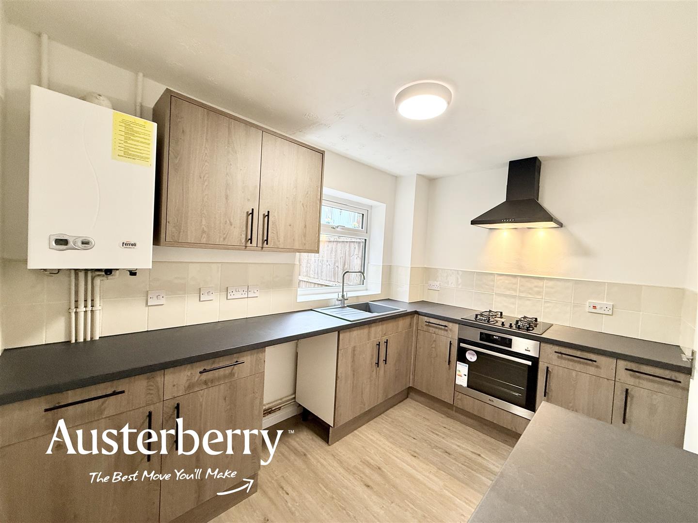 3 bed property in Ullswater Avenue, Stoke-On-Trent
